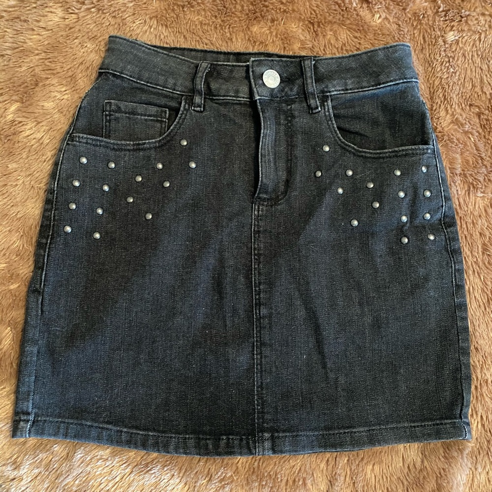 Black denim skirt